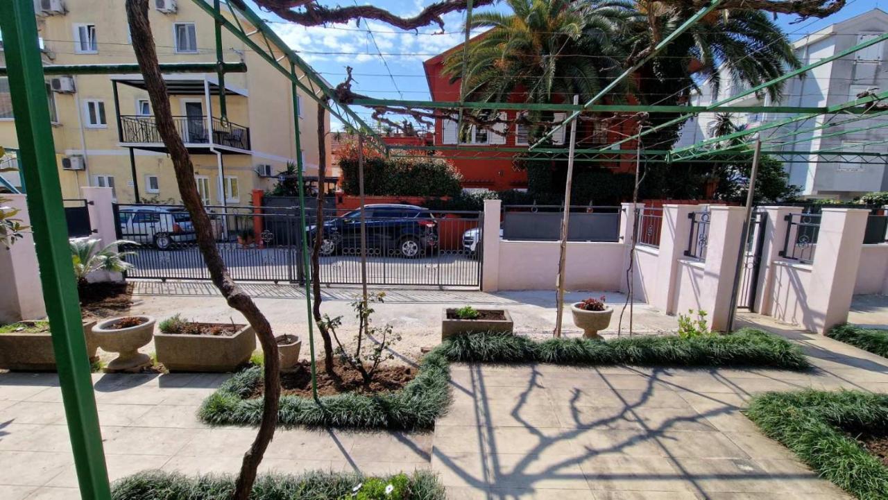 Ioannis Apartments Tivat Luaran gambar
