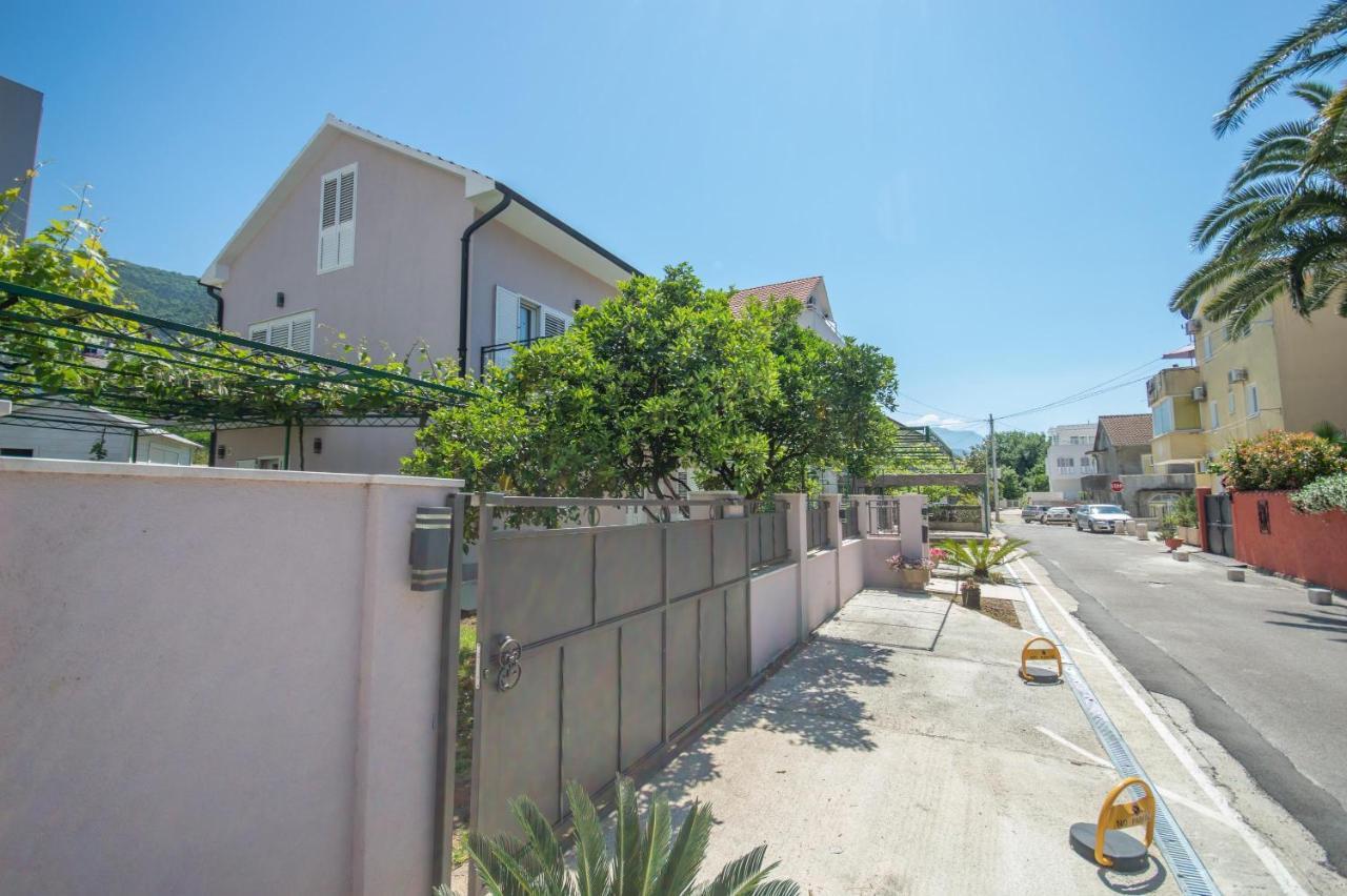 Ioannis Apartments Tivat Luaran gambar