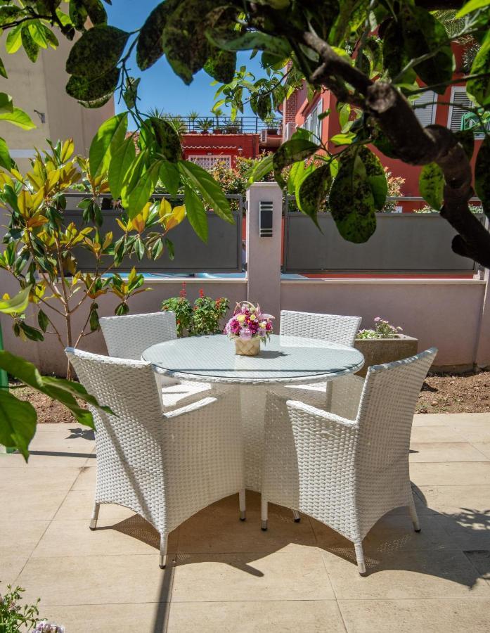Ioannis Apartments Tivat Luaran gambar