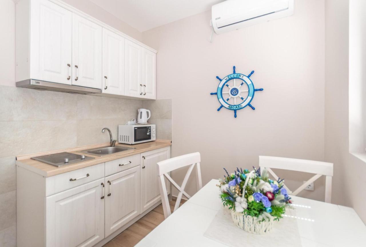 Ioannis Apartments Tivat Luaran gambar