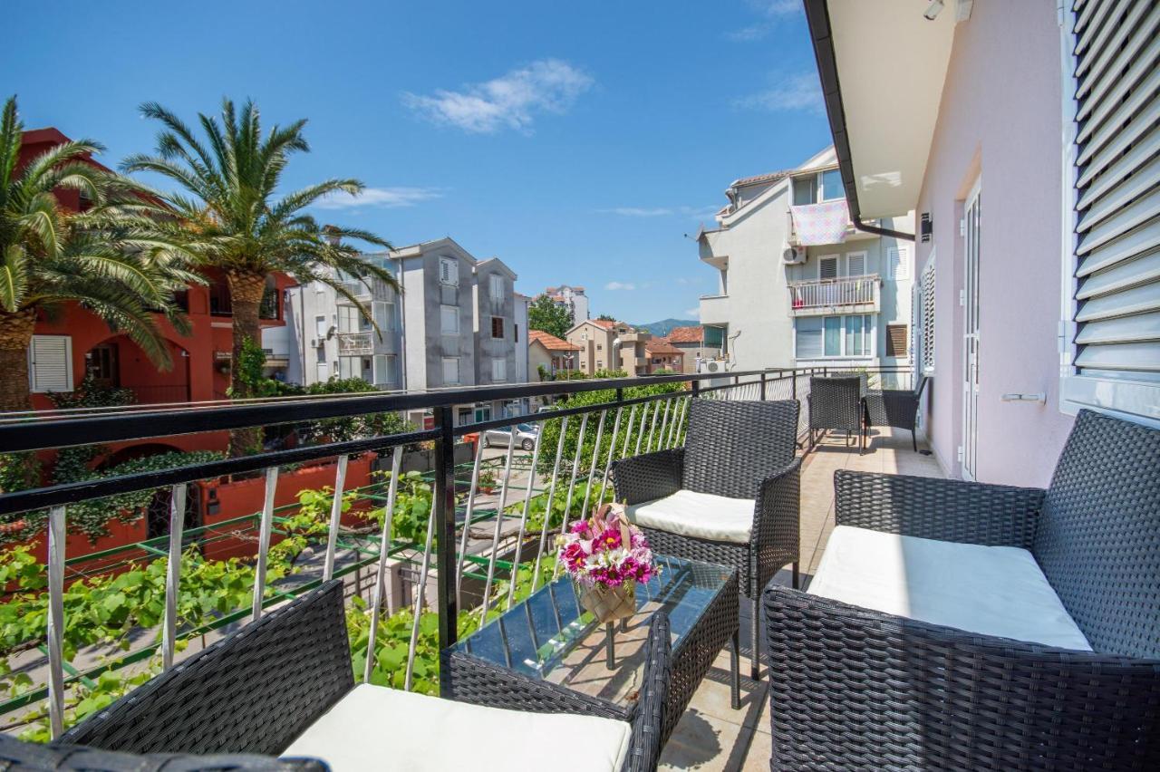 Ioannis Apartments Tivat Luaran gambar