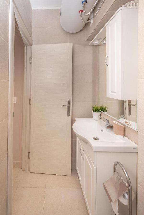 Ioannis Apartments Tivat Luaran gambar